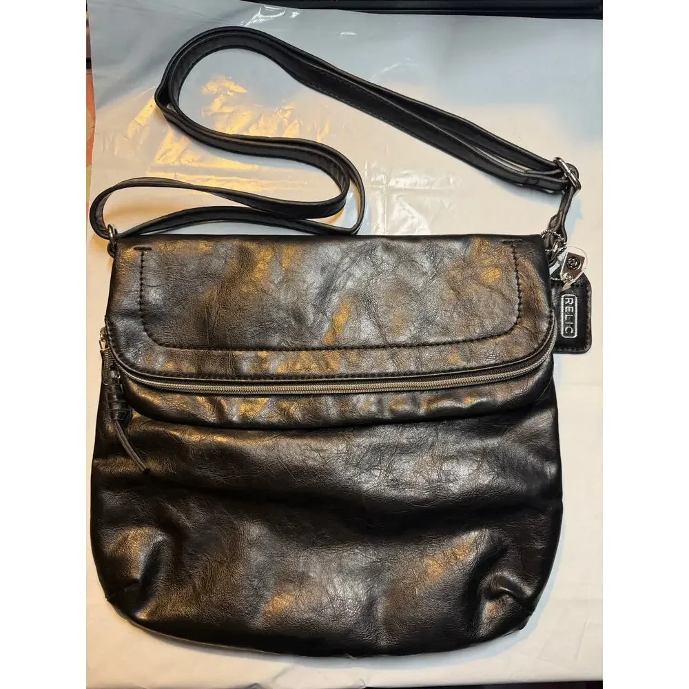 Relic Black Foldover Crossbody Shoulder Bag Silver Hardware Like New
